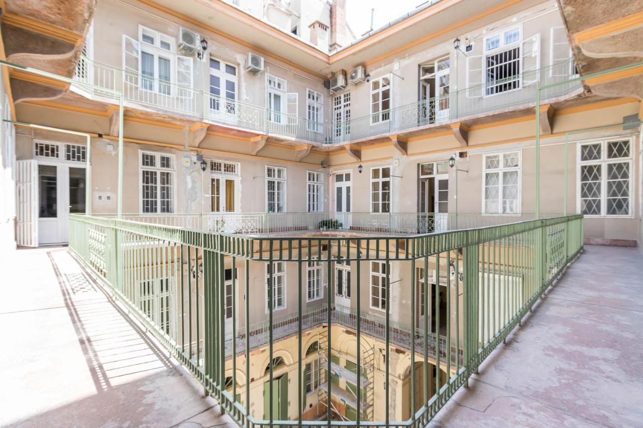 Leda'S Apartment Next To The Danube And Fashion Street, Budapest